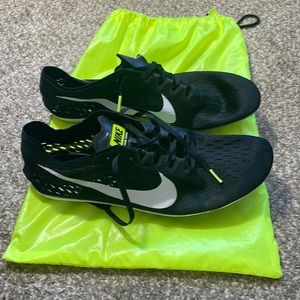 Nike Victory Spike SIZE: 12